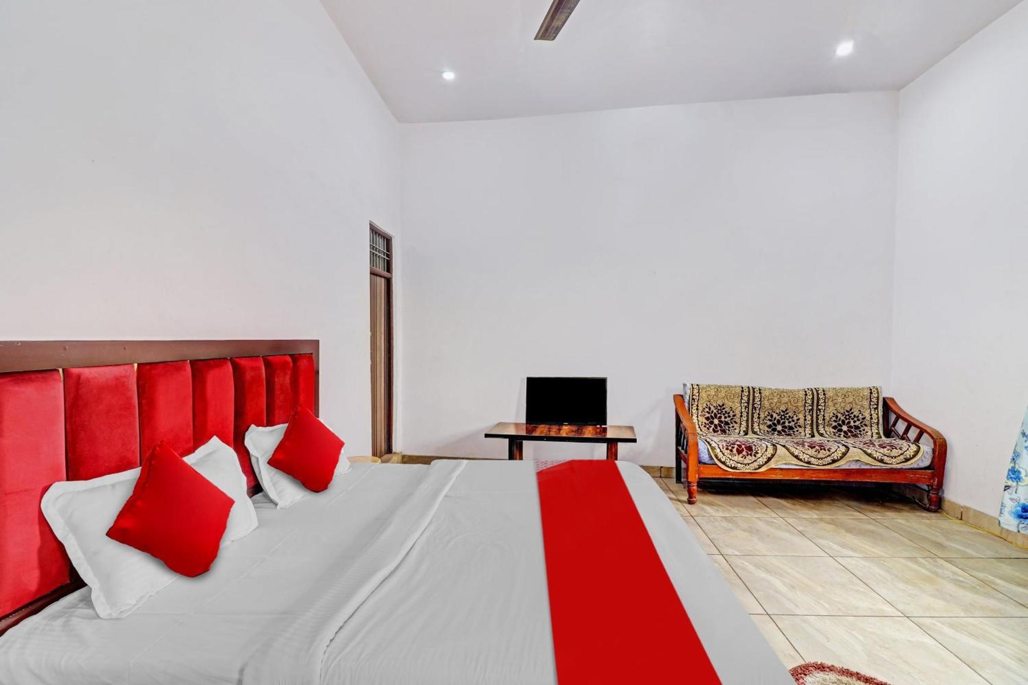 Hotel O Choice Guest House Vrindāvan Exterior photo